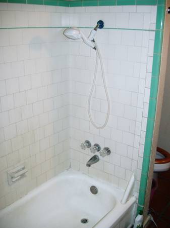 Shower Stall Reglazing Services in NYC and Brooklyn